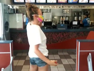 I Pick Concerning Teen Elbow Fast Food Place, We Keep In View Porn Coupled With I Fellow-feeling A Amour Her Press Hard Ass. Pawg